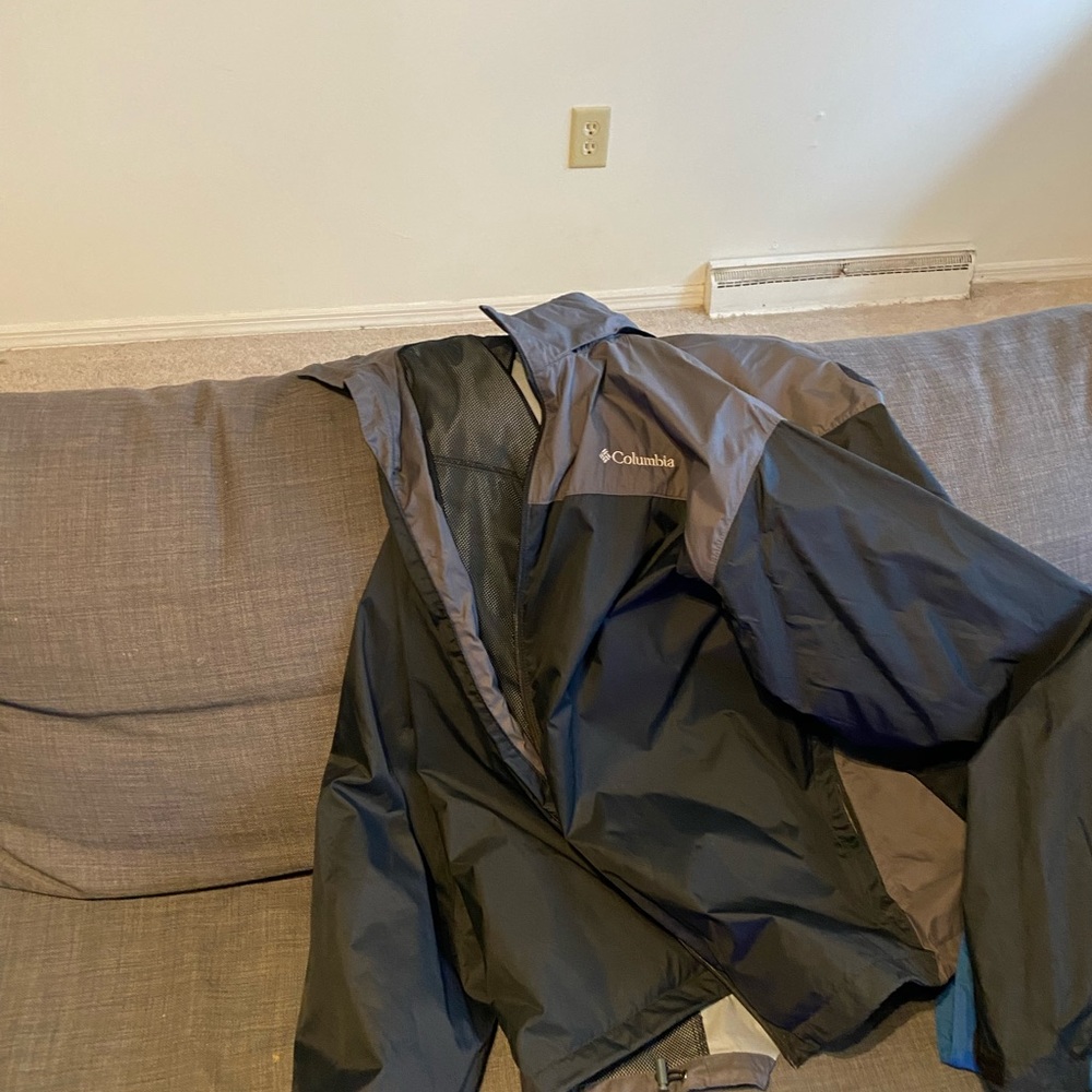 Columbia 3XL rain jacket